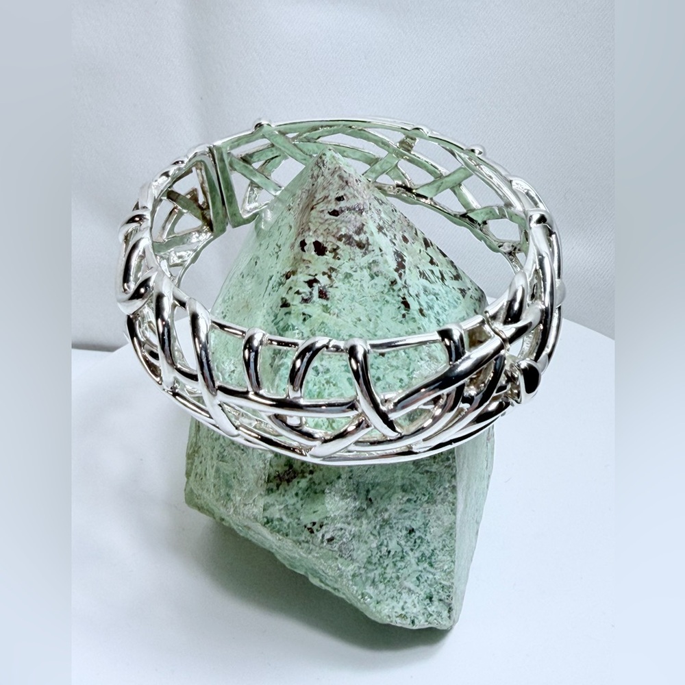 Angela Cummings AC Studio Open Weave Heavy Hinged Locking Bangle Bracelet Signed